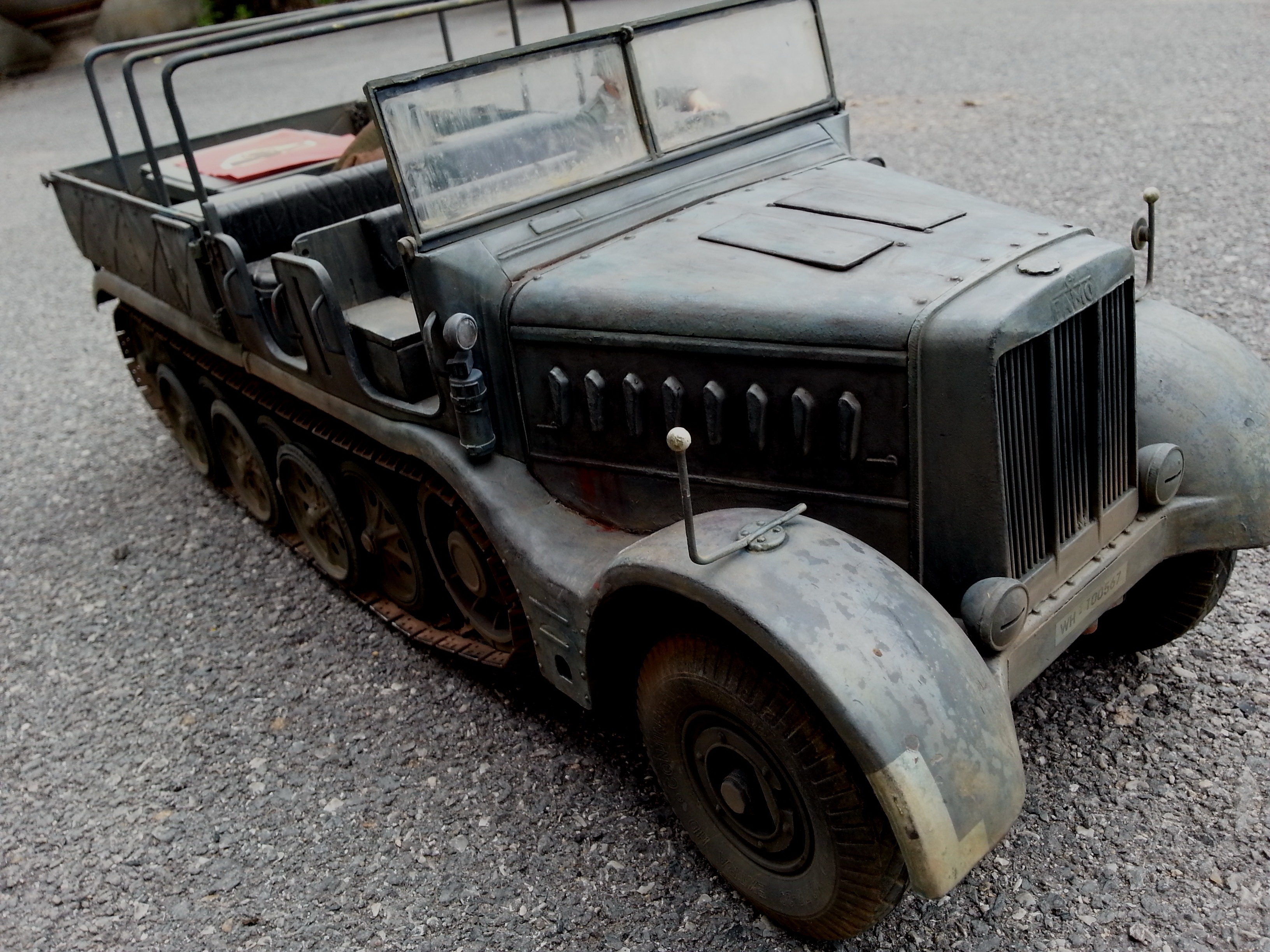 Char 1/16 Halftrack Allemand FAMO Avec Canon 88 - Modèle RC, Métal, échelle 1:16 (occasion)