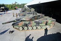 Click image for larger version

Name:	leopard_2a6_20_of_73.jpg
Views:	120
Size:	964.4 KB
ID:	2031493