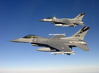 Click image for larger version

Name:	F-16-airborne 001.jpg
Views:	778
Size:	107.5 KB
ID:	2045560