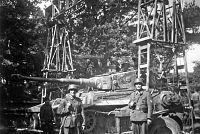 Click image for larger version

Name:	Tiger I Tank on repair crane.jpg
Views:	106
Size:	82.8 KB
ID:	2127183
