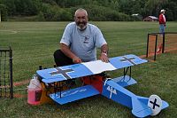 Click image for larger version

Name:	Me D7 at rhinebeck.jpg
Views:	221
Size:	248.7 KB
ID:	2158303
