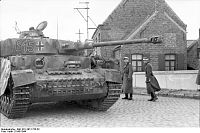 Click image for larger version

Name:	Bundesarchiv_Bild_101I-297-1722-23,_Im_Westen,_Panzer_IV.jpg
Views:	753
Size:	57.2 KB
ID:	2159947