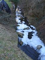 Click image for larger version

Name:	Frozen Streams near Dun Le Palestel (2).jpg
Views:	92
Size:	37.1 KB
ID:	2198381