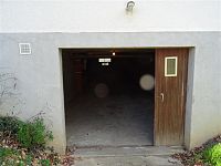 Click image for larger version

Name:	Underground garage (Small).JPG
Views:	468
Size:	43.6 KB
ID:	2205767