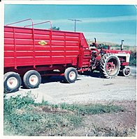 Click image for larger version

Name:	560 and Cobey wagon (Small).jpg
Views:	33
Size:	53.0 KB
ID:	2227465